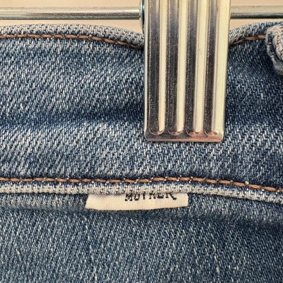MOTHER the Mid-Rise Dazzler Ankle Fray Jeans in Opposites Attract Size 26 - Picture 9 of 13